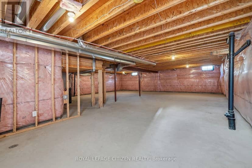 18 McKay Avenue — photo 40 of 40