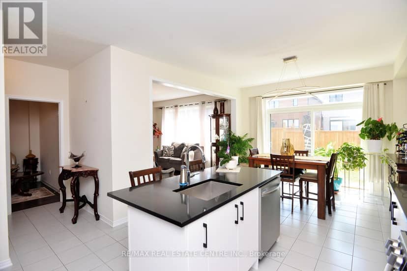 55 Magdalena Street — photo 13 of 40