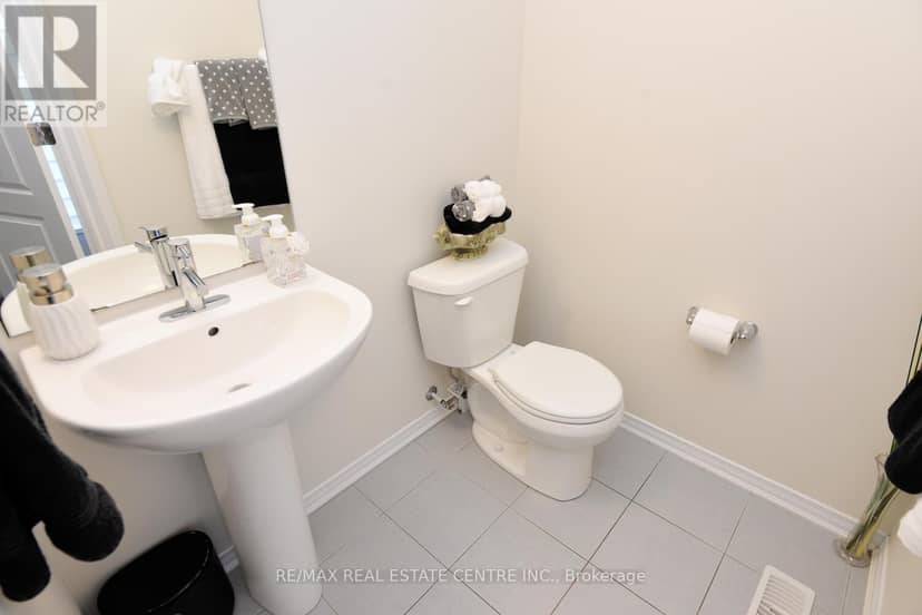 55 Magdalena Street — photo 35 of 40