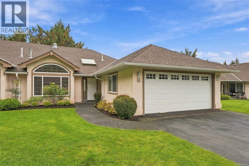 16 850 Arbutus St, Qualicum Beach, photo 2