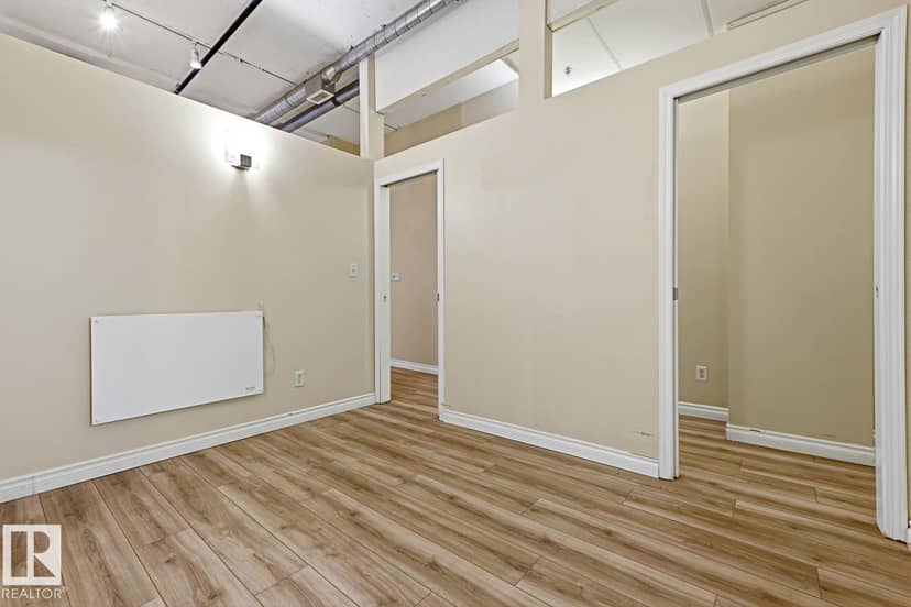 #204 10024 Jasper AV NW — photo 14 of 29