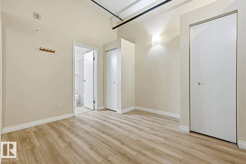 #204 10024 Jasper AV NW — photo 18 of 29