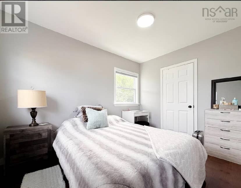17 George Street — photo 17 of 19