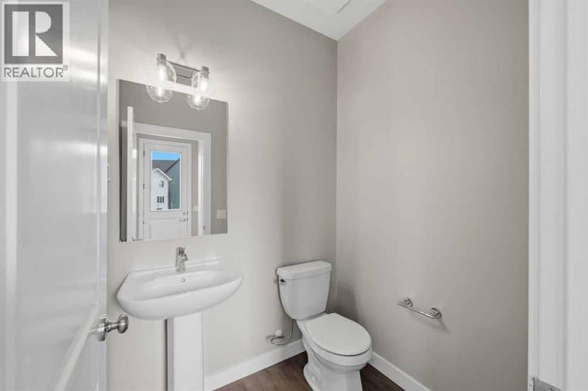 355 Belvedere Drive SE — photo 9 of 23