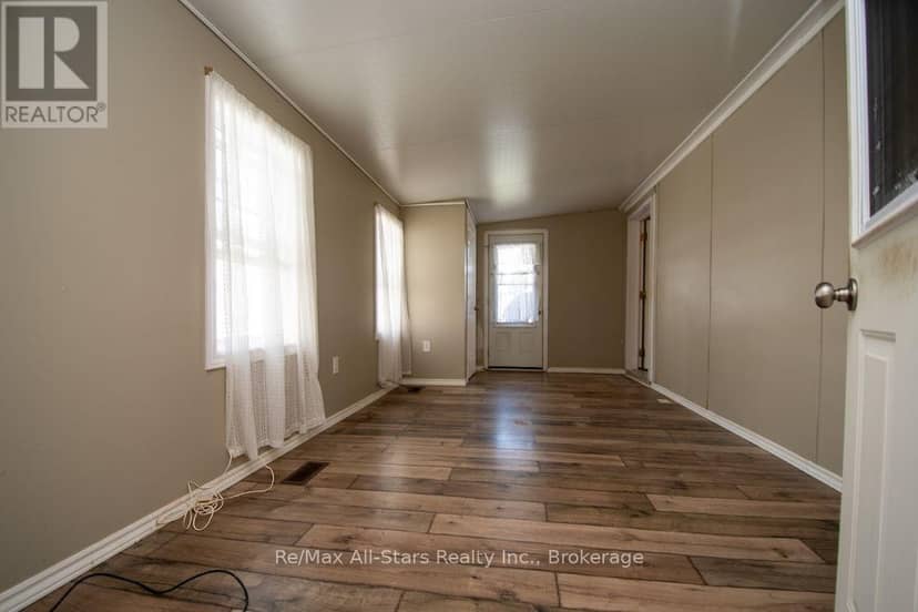 4 McGregor Drive — photo 12 of 40
