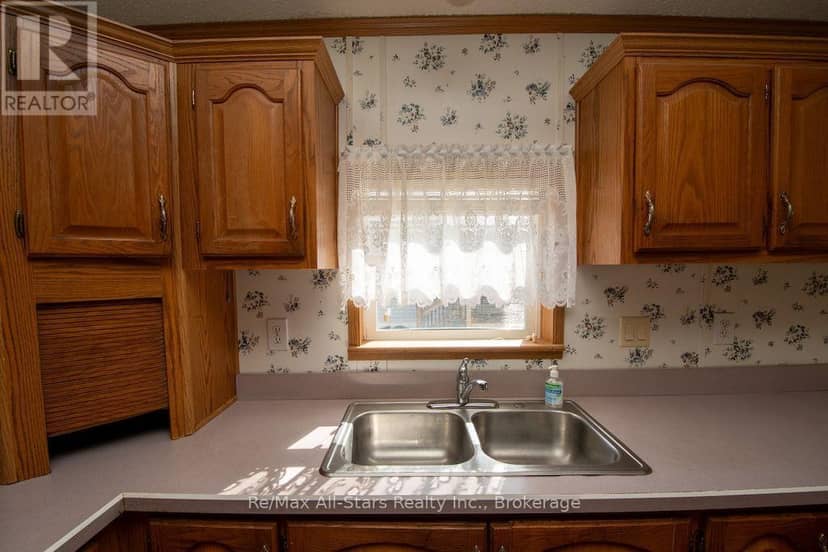 4 McGregor Drive — photo 24 of 40
