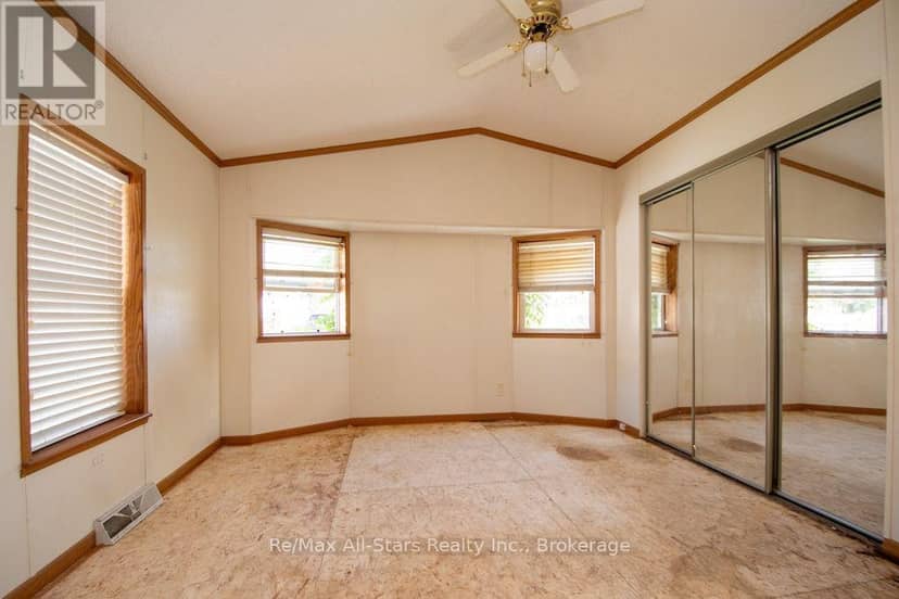 4 McGregor Drive — photo 31 of 40