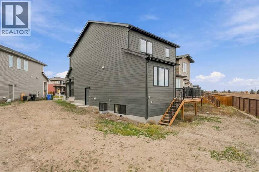 59 Belvedere Crescent SE — photo 26 of 29