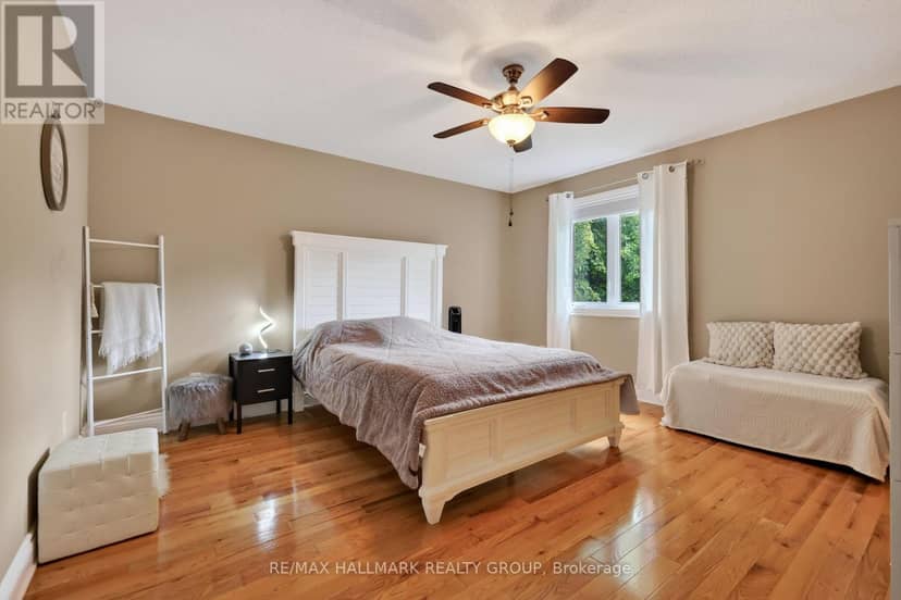 105 Nathalie Street — photo 14 of 27