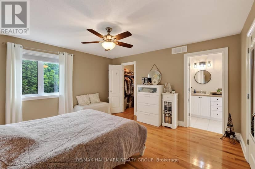 105 Nathalie Street — photo 15 of 27