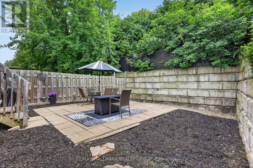 105 Nathalie Street — photo 24 of 27