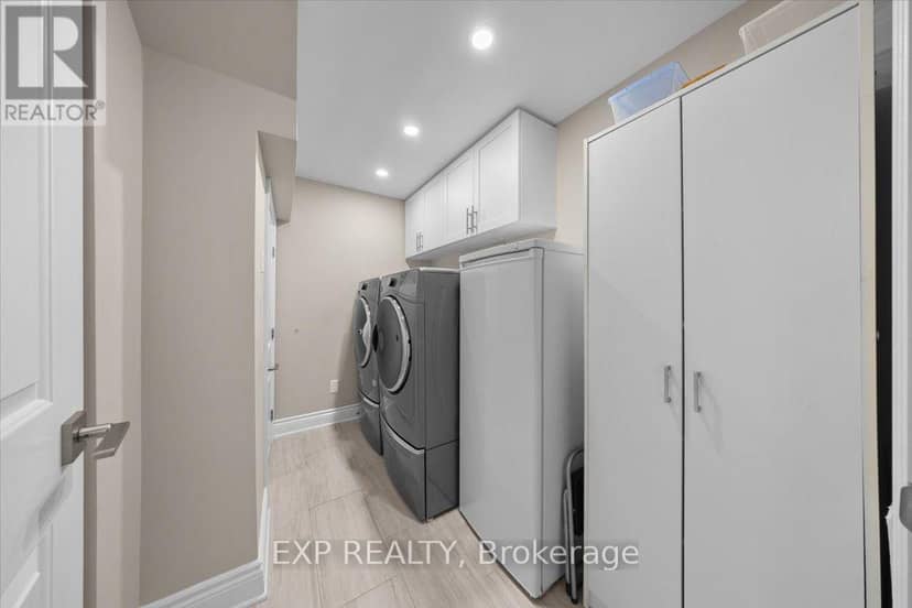 113 - 290 Masters Lane — photo 20 of 33