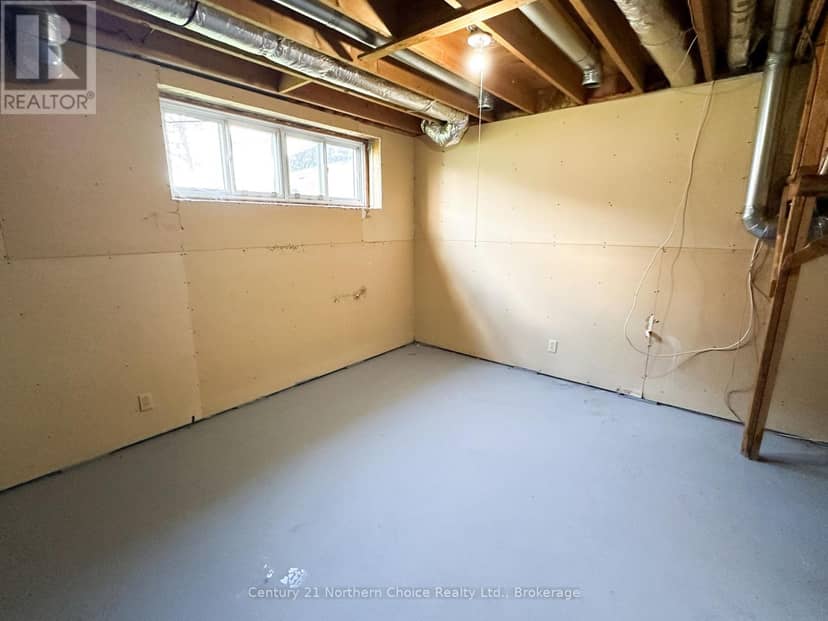 46/48 Birch Drive — photo 18 of 19