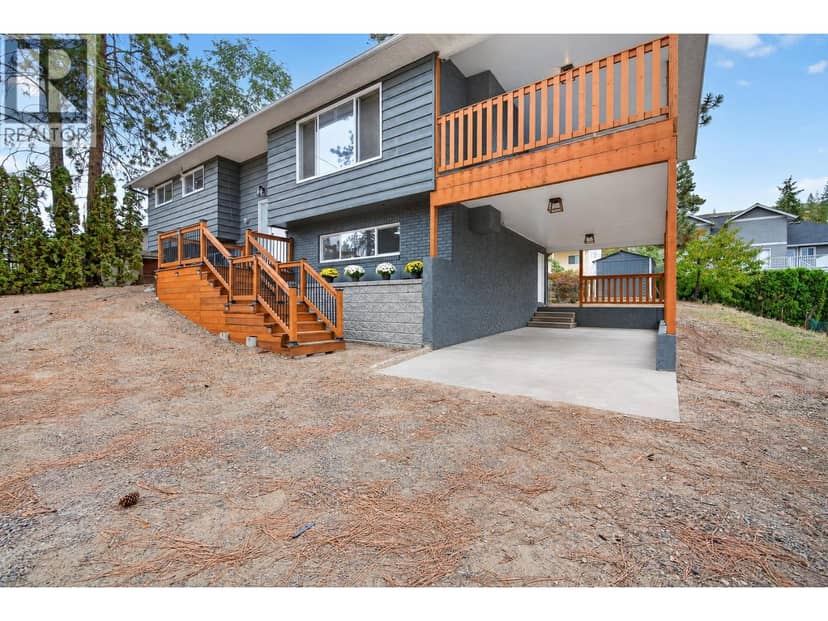 10551 Sherman Drive, Lake Country, photo 2