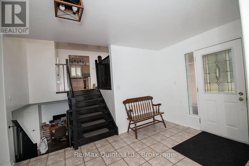 65 Glenburnie Drive — photo 12 of 40