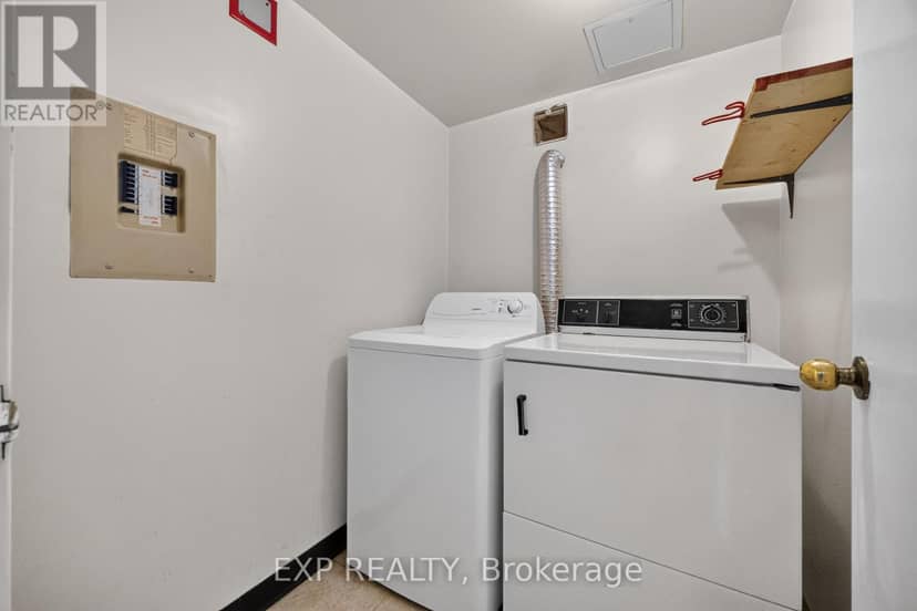 716 - 326 Major Mackenzie Drive E — photo 28 of 37
