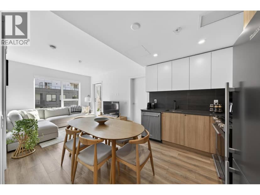 404 648 LEA AVENUE, Coquitlam