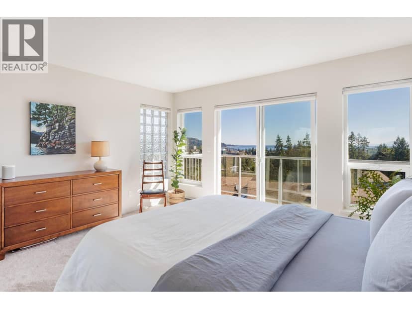 8 5768 MARINE WAY, Sechelt, photo 2