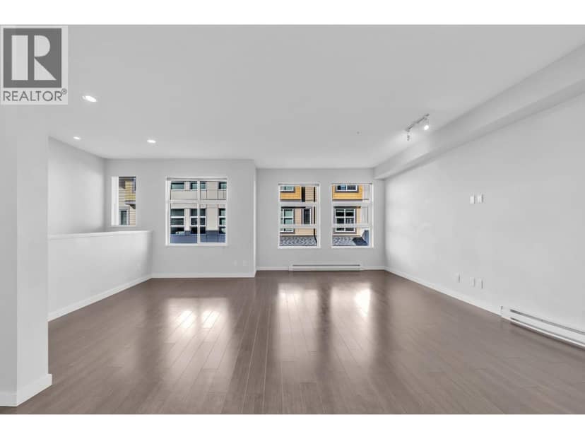 65 39548 LOGGERS LANE, Squamish, photo 8