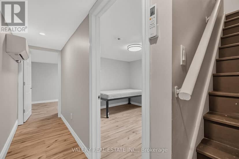 752 Sherring Street — photo 7 of 39