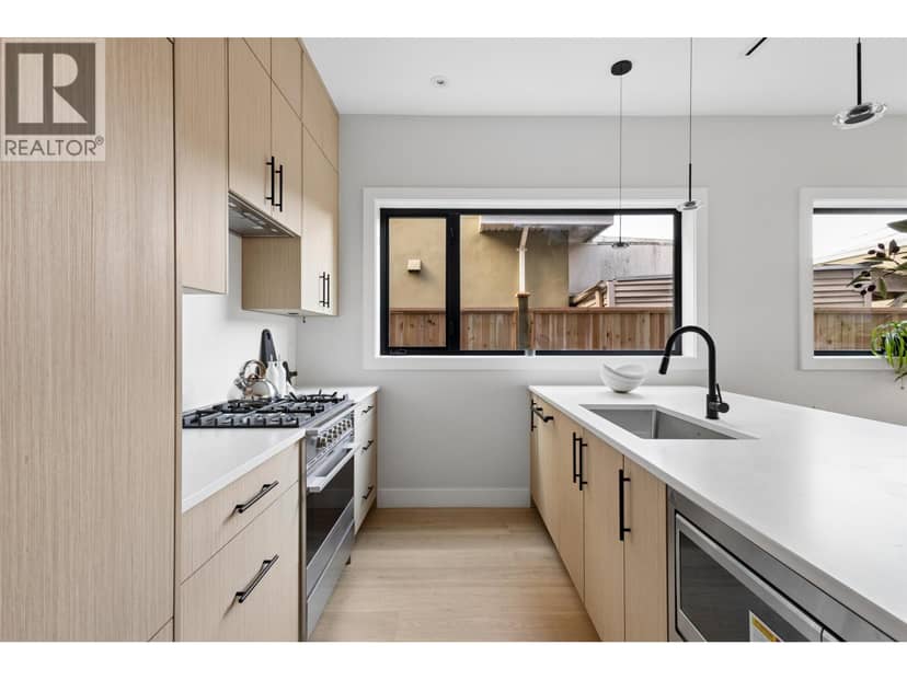 3 2017 E 23RD AVENUE, Vancouver, photo 3