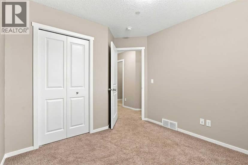 146 Livingston Avenue NE — photo 27 of 40