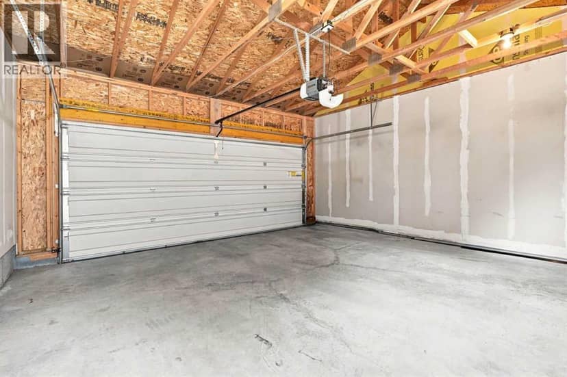 146 Livingston Avenue NE — photo 37 of 40