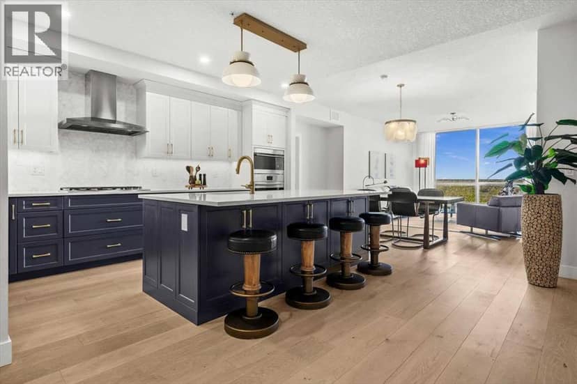 209, 15 Cougar Ridge Landing SW, Calgary