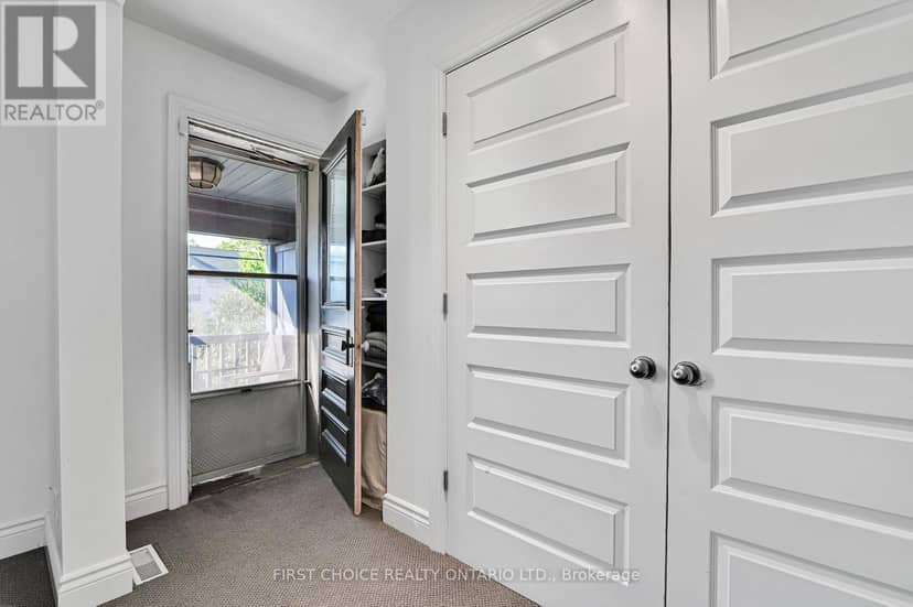 276 Fifth Avenue — photo 21 of 36