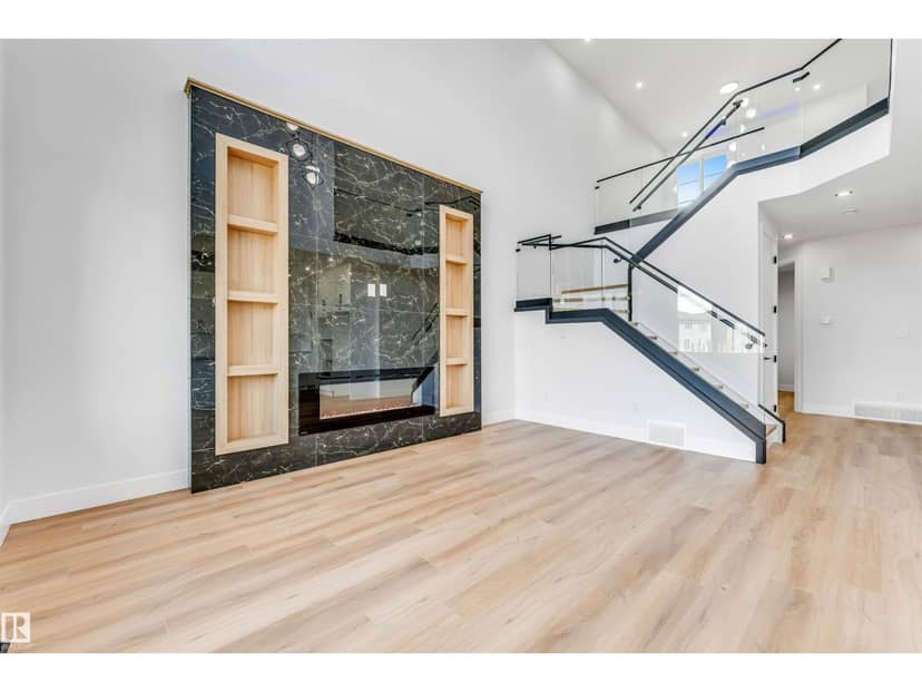 6250 19 ST — photo 14 of 35
