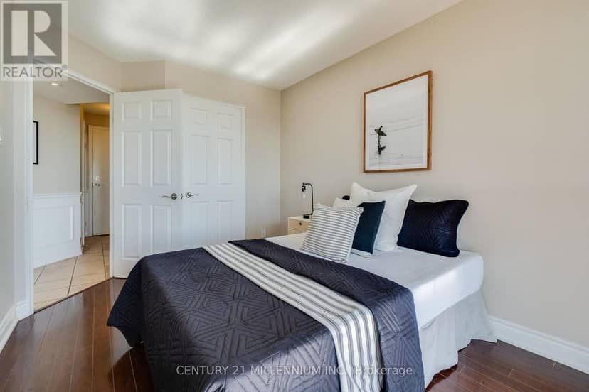 902 - 4450 Tucana Court — photo 34 of 40