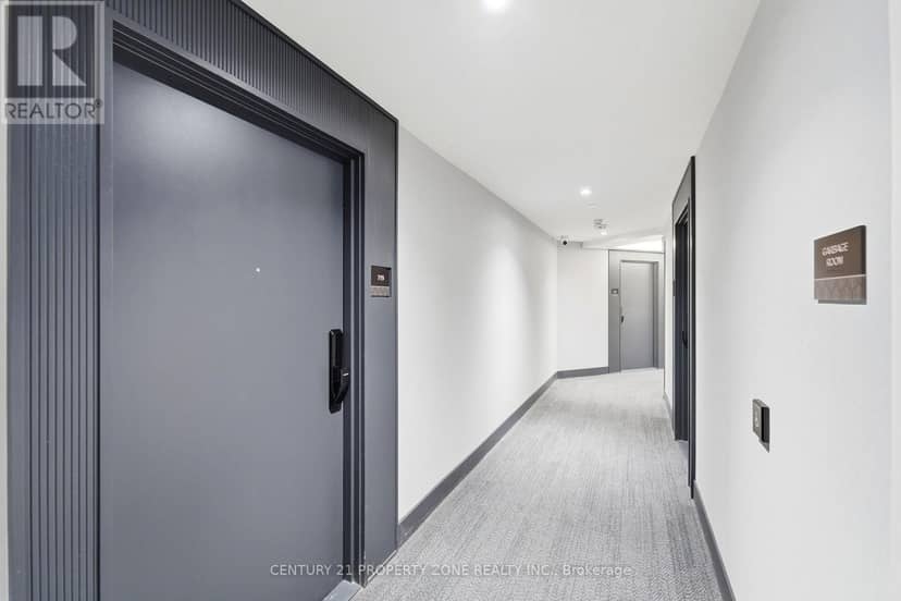 719 - 405 Dundas Street W, Oakville, photo 4