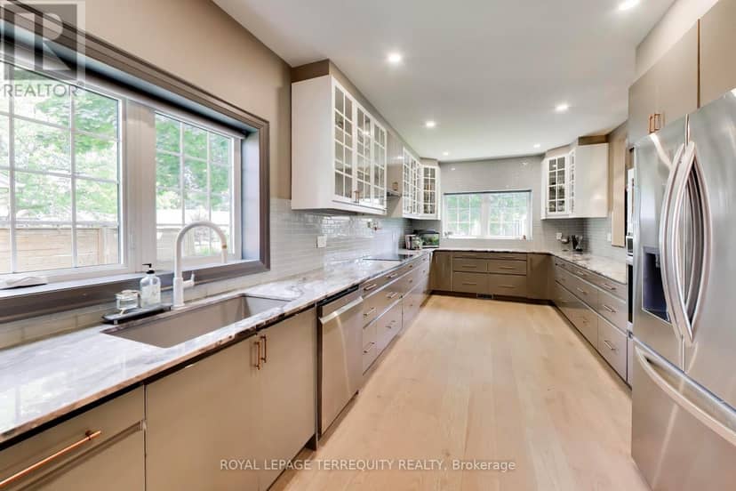 1621 Skyline Drive — photo 10 of 40