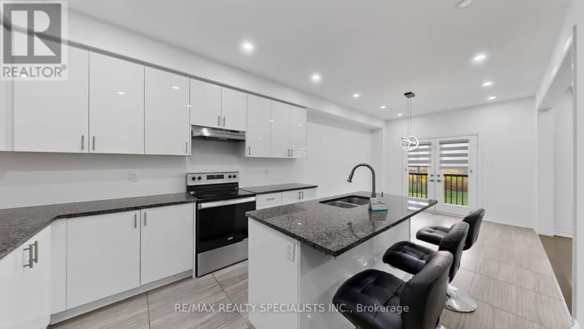 116 Seeley Avenue — photo 12 of 22
