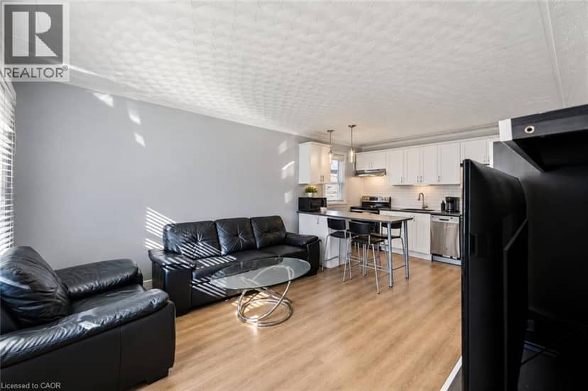 27 HOLLYWOOD Street S, Hamilton, photo 4