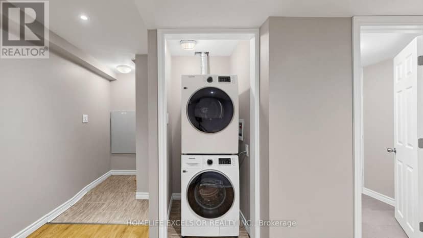 250 Shuter Street — photo 12 of 40