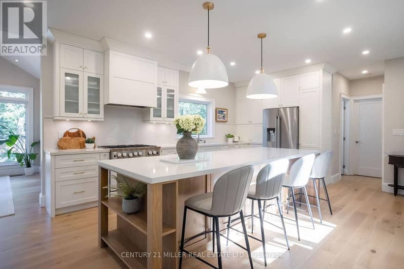 407 Maple Grove Drive — photo 10 of 40