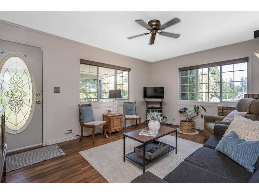 8992 ROYAL STREET, Langley, photo 7