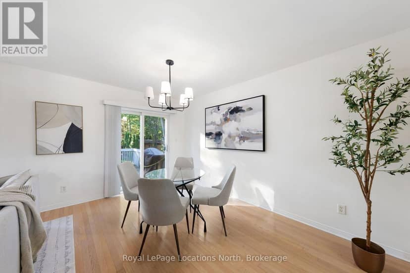 4 Trailwood Place — photo 12 of 40
