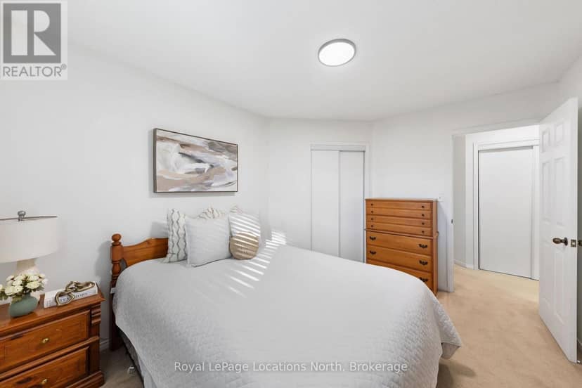 4 Trailwood Place — photo 28 of 40