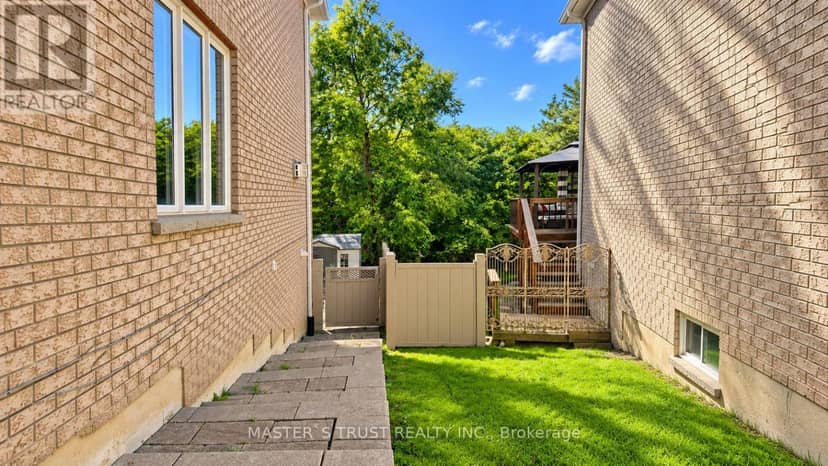 66 Chaya Sara Gardens — photo 37 of 39