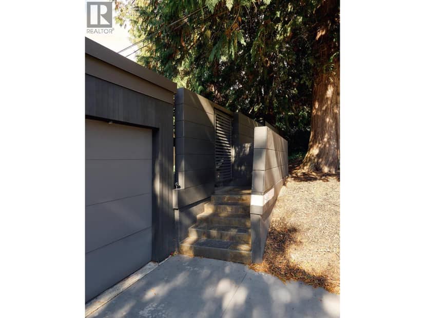 945 15TH STREET, West Vancouver, photo 5