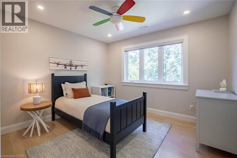 407 MAPLE GROVE Drive — photo 25 of 40