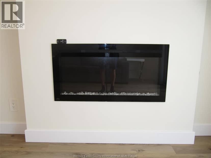 7887 Edgar Unit# 303 — photo 9 of 32