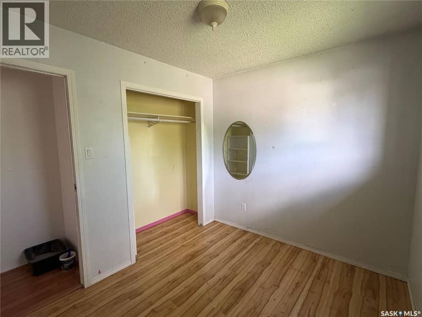 7 Dunfield CRESCENT — photo 11 of 22