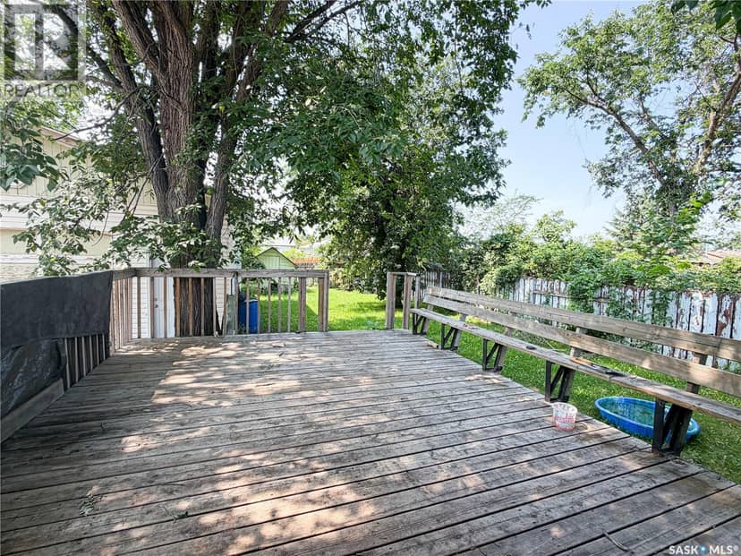 7 Dunfield CRESCENT — photo 17 of 22