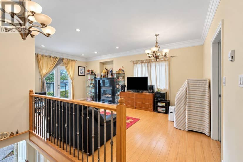 6135 PORTLAND STREET, Burnaby, photo 6