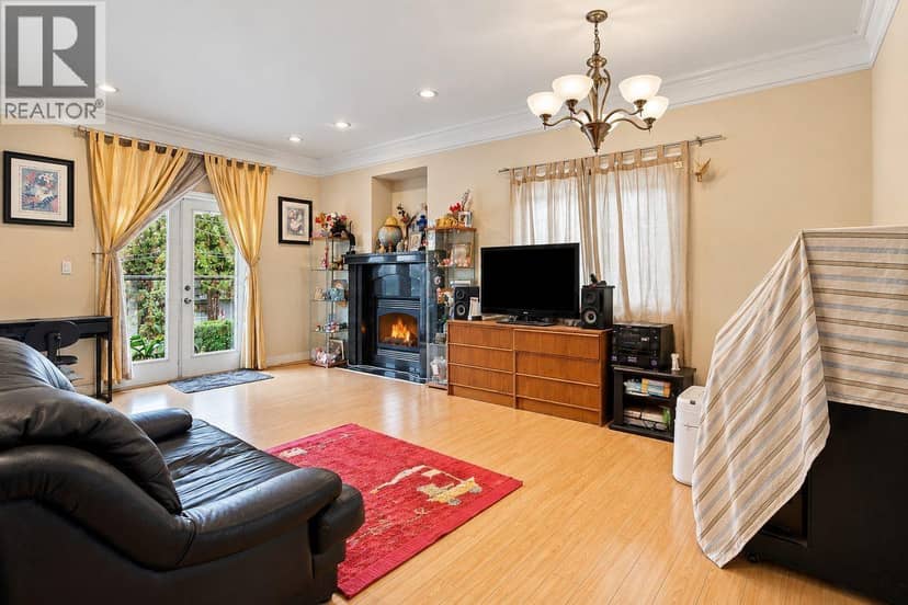 6135 PORTLAND STREET, Burnaby, photo 7
