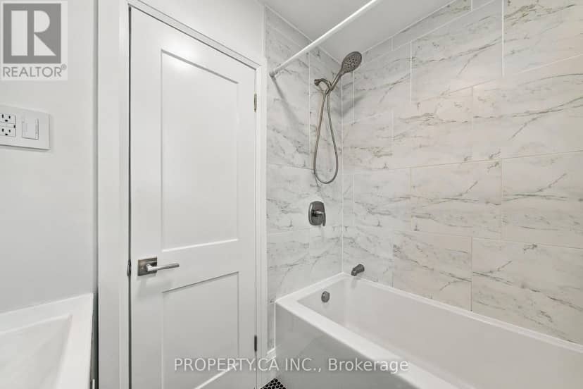 44 Daniels Street — photo 21 of 40