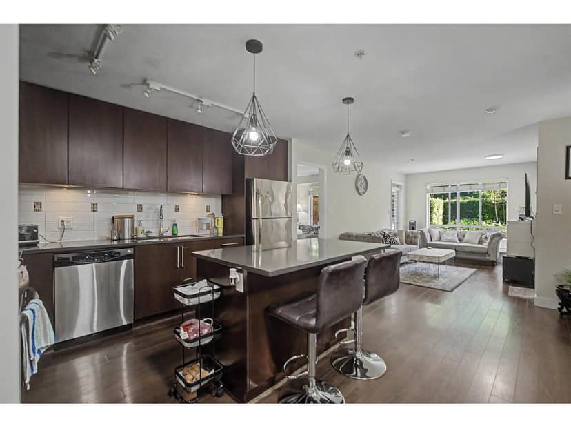 252 15850 26 AVENUE, Surrey, photo 2